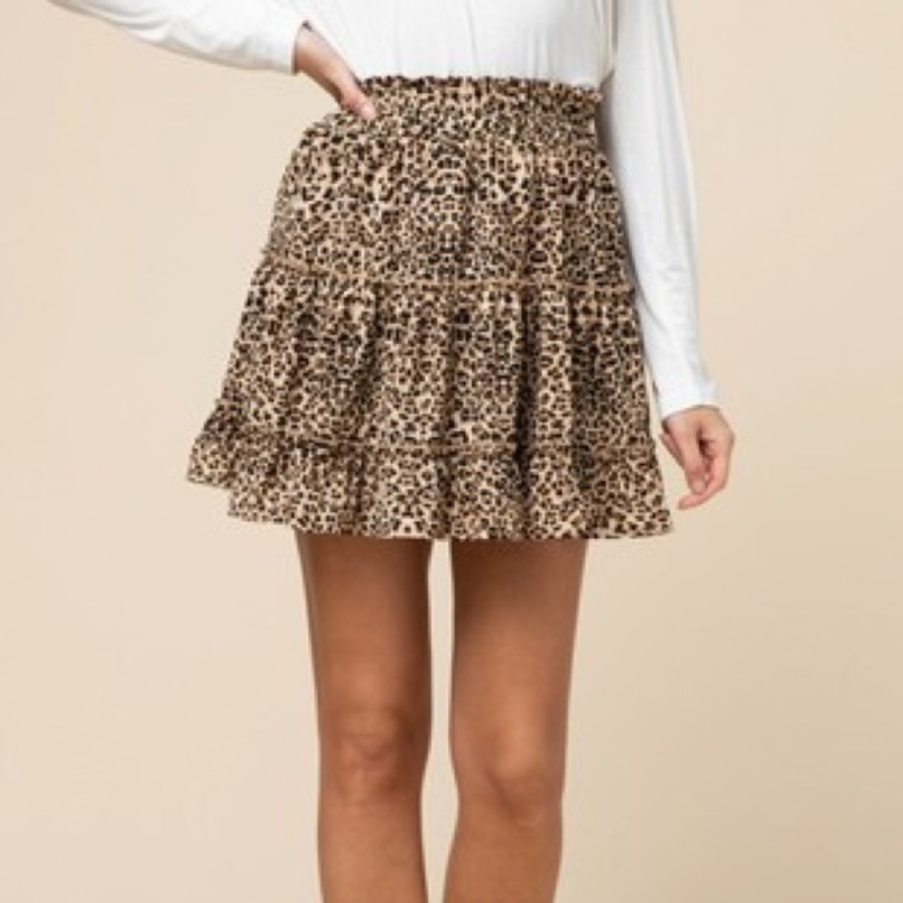 Leopard print skirt